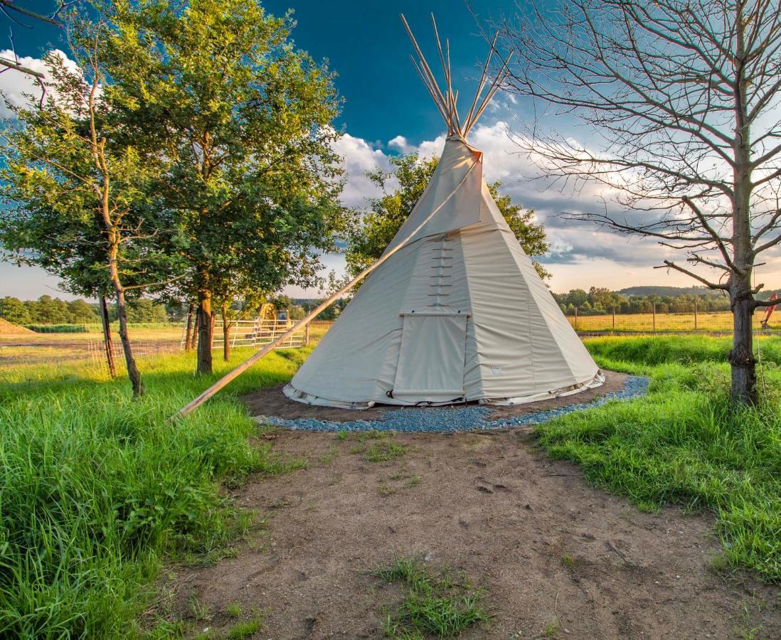 Residence Safari Resort - Teepee Village Borovany  Экстерьер фото